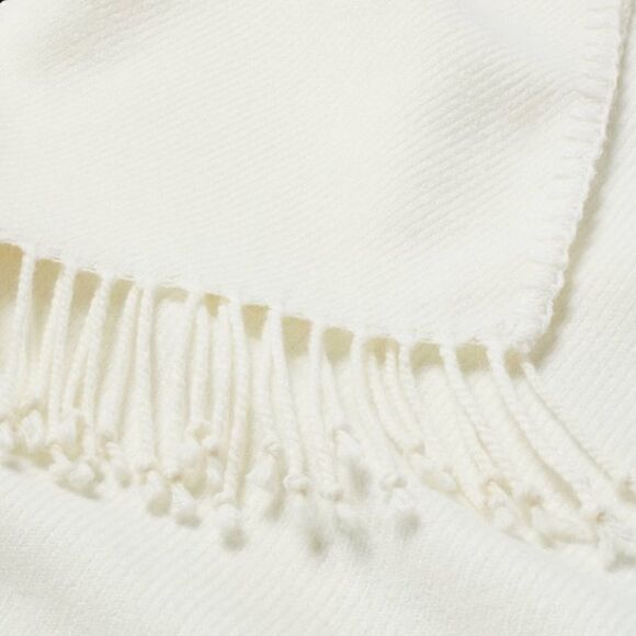 Hearth & Hand Magnolia fringe throw blanket - Picture 4 of 8